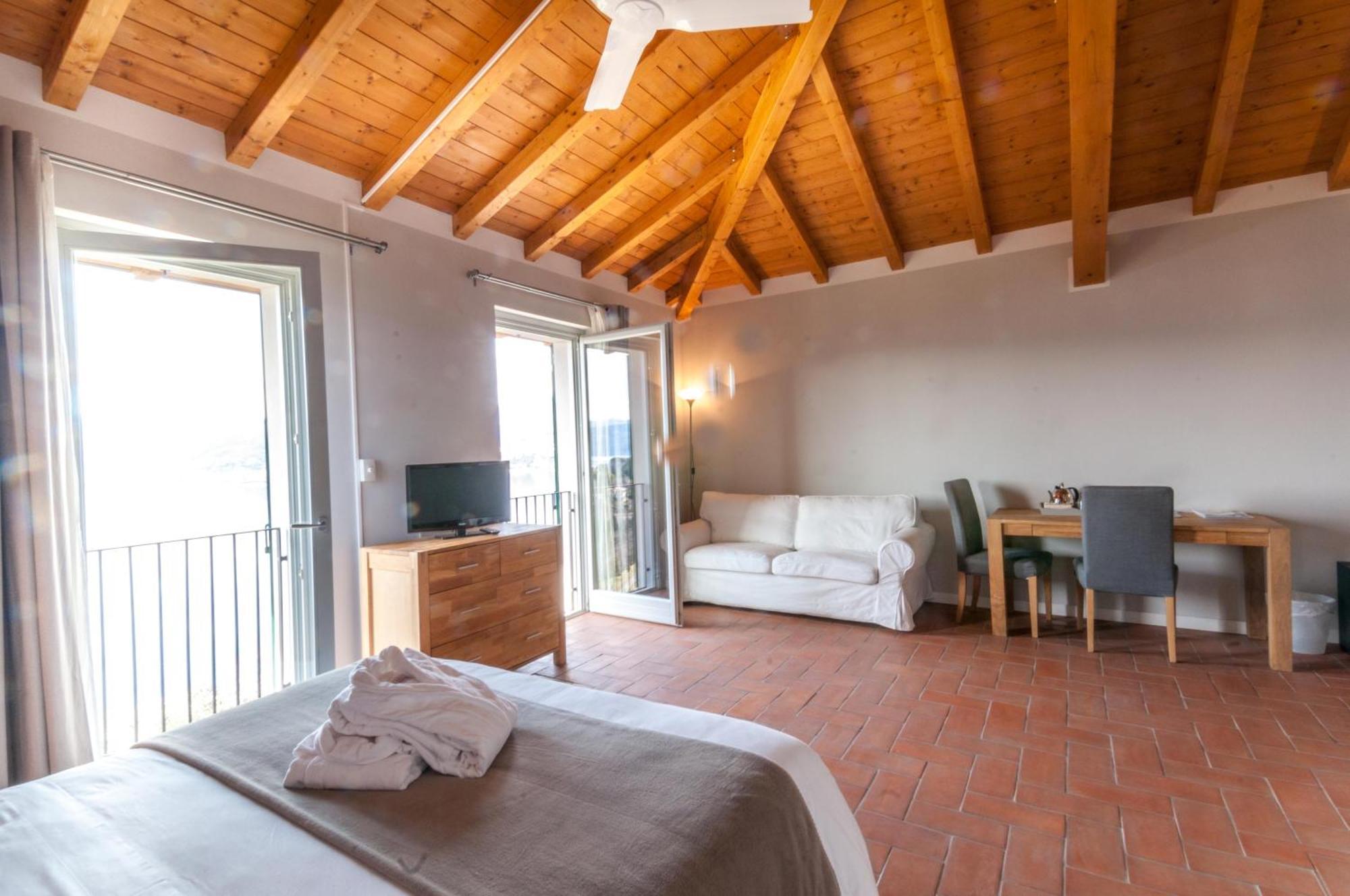 Locanda Pozzetto Laveno-Mombello Quarto foto